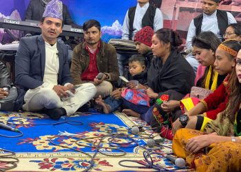 गायक अर्जुन खड्काले सन्चालन गर्ने ‘रोधि’द्धारा मिर्गोला पिडित दर्जिलाई आर्थिक सहयोग
