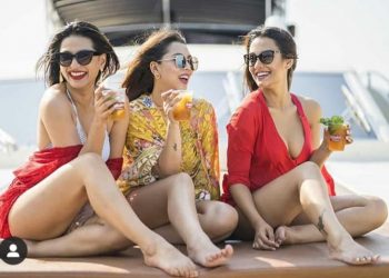 नायिका प्रियंका कार्कीले आफ्नो निकटको साथीलाई ब्याचलर पार्टी दिएकी छिन्