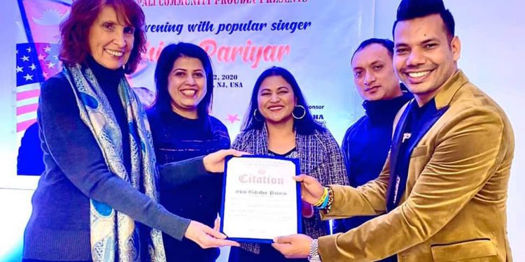 लोकप्रिय गायक शिव परियार अमेरिकी सरकारको कला पुरस्कारबाट सम्मानित