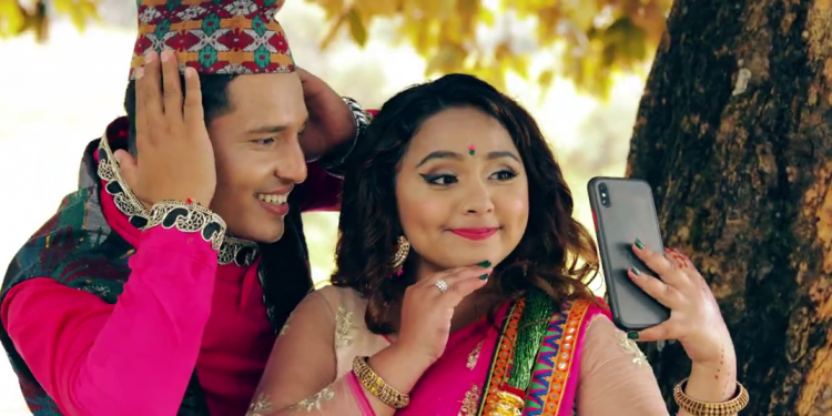 समिर आचार्यले ल्याए प्रिती आलेलाई मौलिक गीतमा (भिडियो सहित)