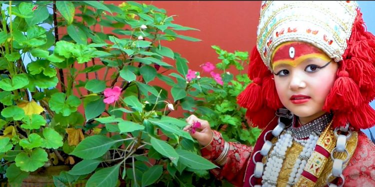 प्रिन्स एण्ड प्रिन्सेस वल्ड २०२० मा भिड्दै नेपालकी छोरी सात वर्षिया प्रिन्शा खड्का