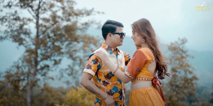 पानी पिउने बहाना लिएर आए गायक कमल खत्री
