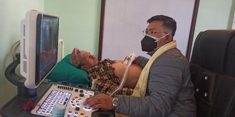 इटहरी अस्पतालमा भिडियोएक्सरे सेवा शुभारम्भ