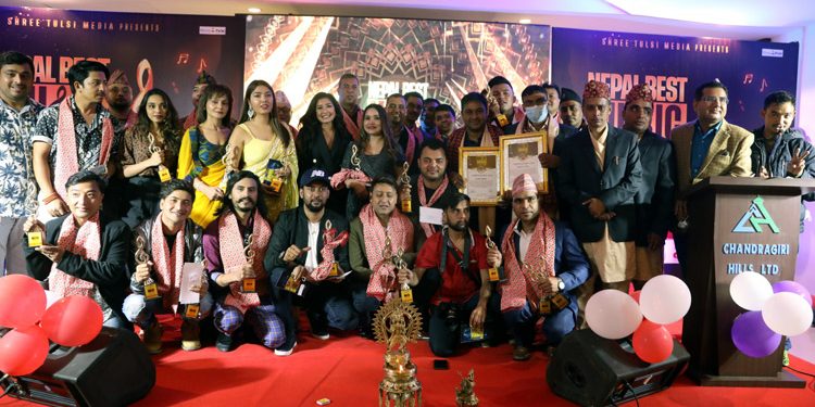 ‘नेपाल बेष्ट म्युजिक अवार्ड–२०२१’ को पहिलो संस्करण भब्य र सभ्य रुपमा सम्पन्न