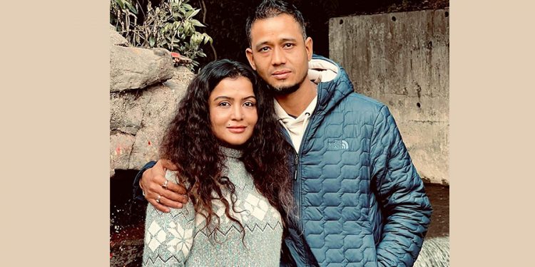 चर्चित अभिनेत्री रेखा थापा विवाह बन्धनमा बाँधिएकी छन्