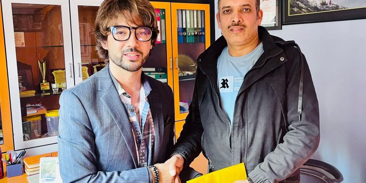 ३० लाख रुपैयाँमा गायक आशिष सचिनलाई ओएसआर डिजिटलले गर्यो एक बर्ष अनुबन्धित