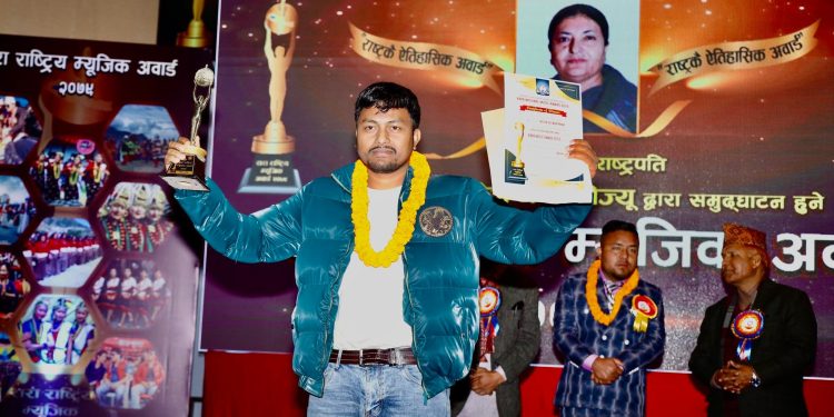 चर्चित म्युजिक भिडियो सम्पादक मिलन बिश्वकर्माले जिते रारा राष्ट्रिय म्युजिक अवार्ड