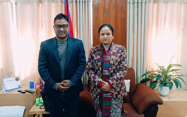 मौलिक चलचित्र निर्माणमा जोड दिन संचार मन्त्रीको सुझाव