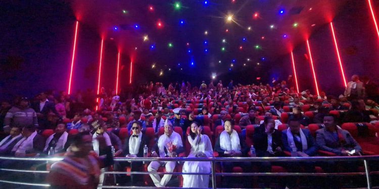 धरानमा ‘गोर्खा वारियर’को ऐतिहाँसिक प्रिमियर, मुख्यमन्त्री कार्कीदेखि मेयर सम्पाङको आँखामा आँसु  